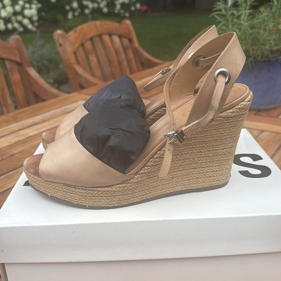 Schutz Atanado soft desert wedges, size 8.5 B - Picture 4 of 10